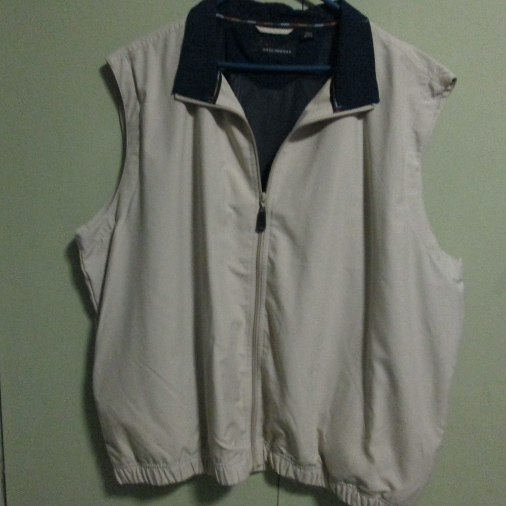 GREG NORMAN VEST MAN SIZE XL FULL ZIP